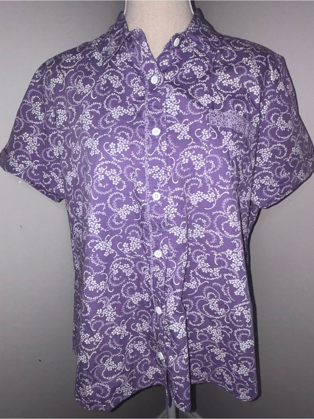 Orvis purple & white floral short sleeve button front cotton shirt size Large